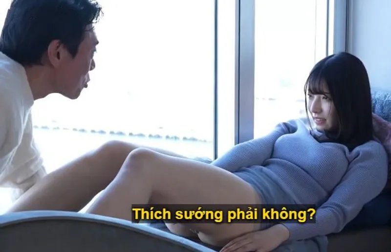 Buổi hẹn gặp giữa ông chú với cô diễn viên trẻ mới chập chững bước chân vào nghề tại nhà nghỉ sang trọng.
